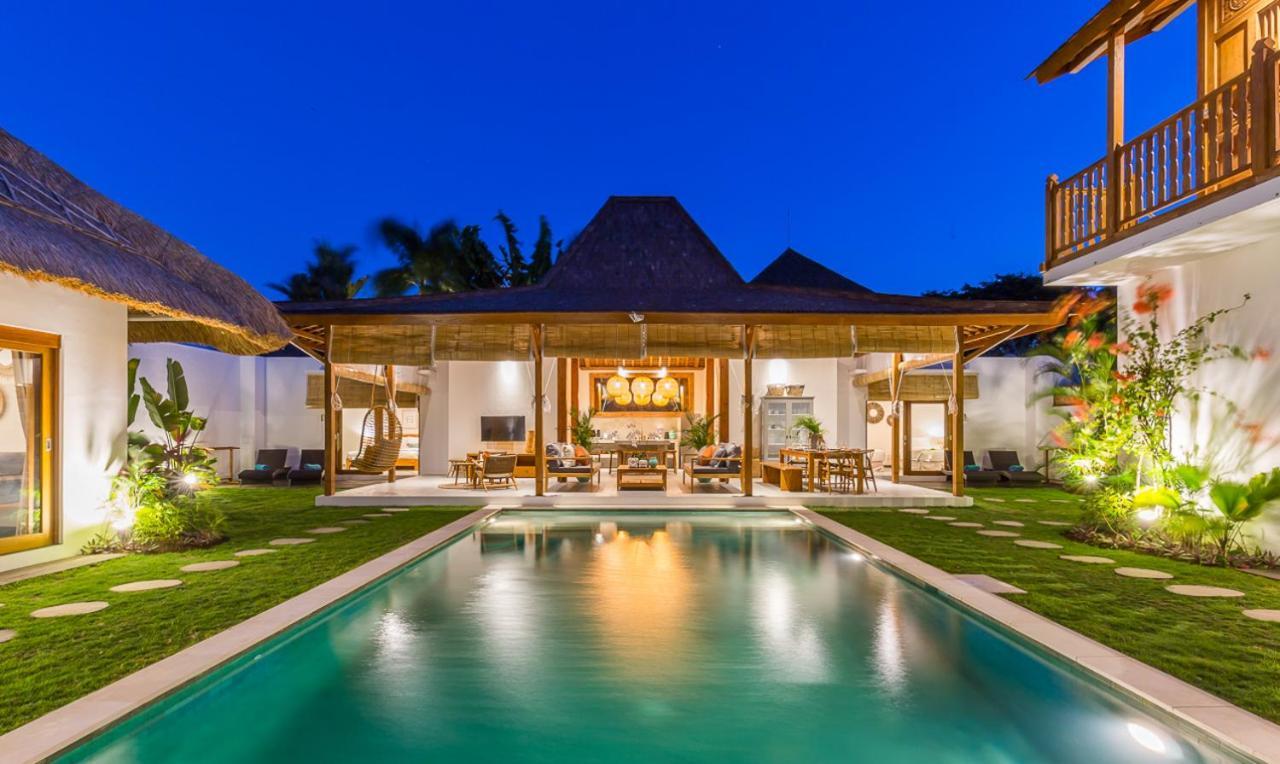 Villa KIU Seminyak Esterno foto
