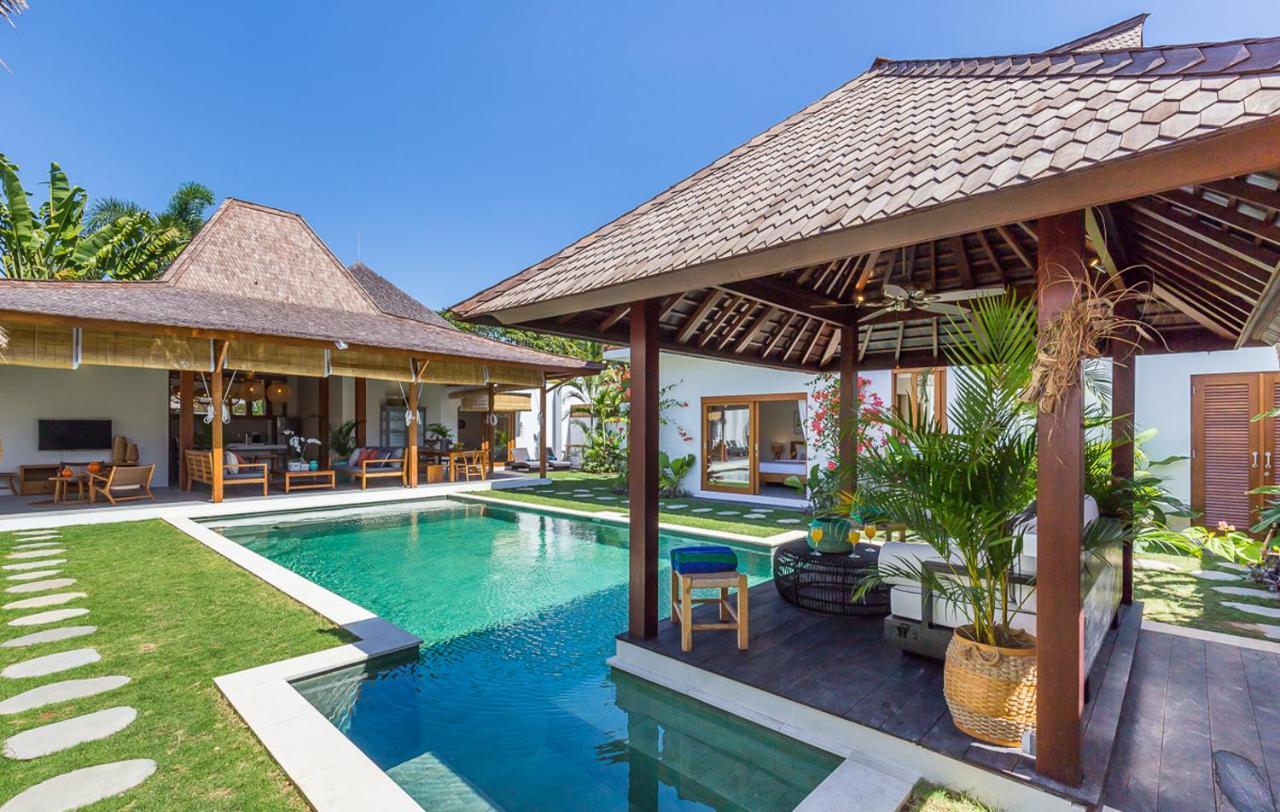 Villa KIU Seminyak Esterno foto