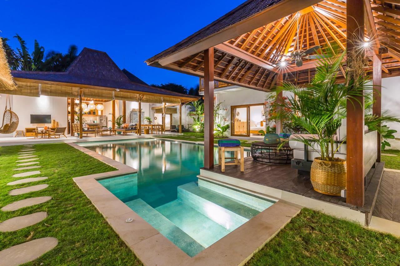 Villa KIU Seminyak Esterno foto