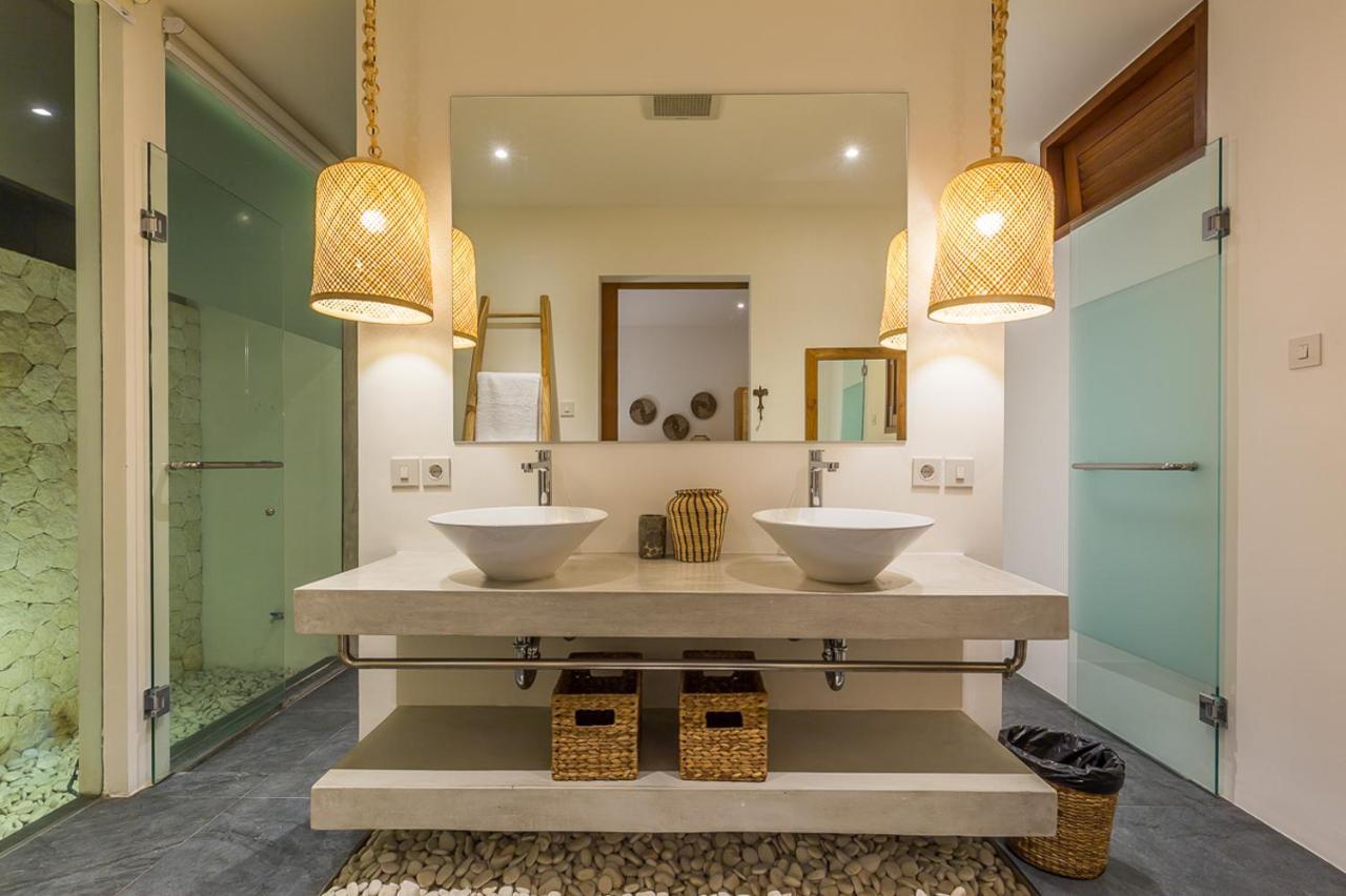 Villa KIU Seminyak Esterno foto